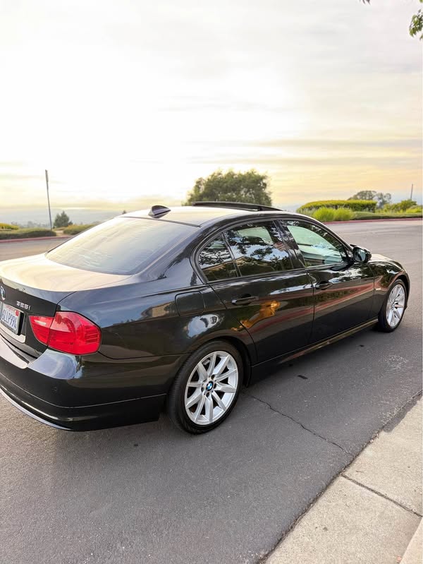 2010 BMW 3 Series - 328i Sedan 4D