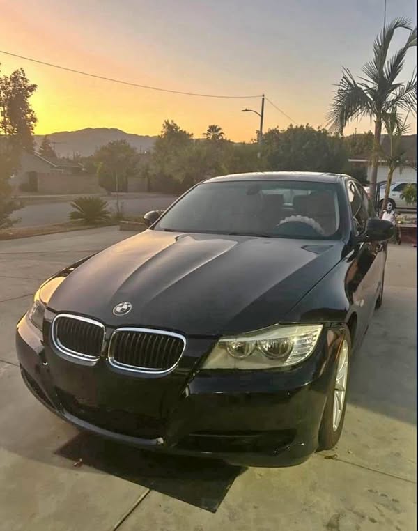 2010 BMW 3 Series - 328i Sedan 4D