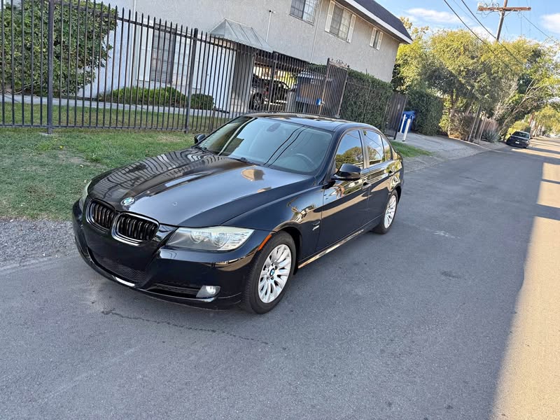 2009 BMW 3 Series - 328i xDrive Sedan 4D