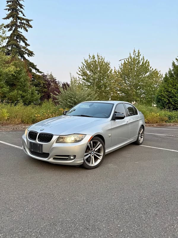 2011 BMW 3 Series - 335i Sedan 4D
