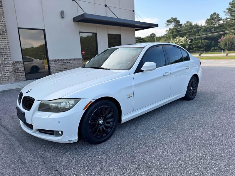 2009 BMW 3 Series - 328i xDrive Sedan 4D
