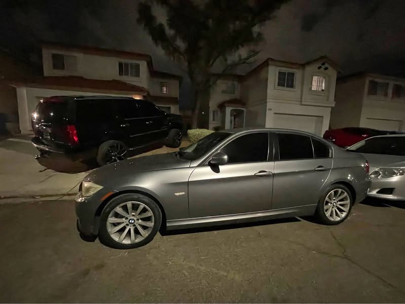 2011 BMW 3 Series - 328i Sedan 4D