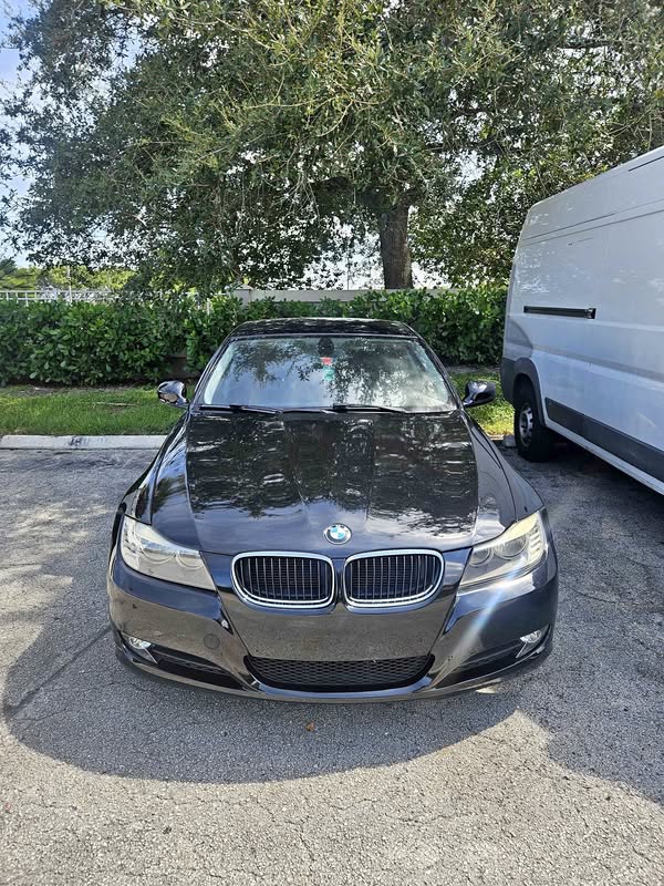 2011 BMW 3 Series - 328i Sedan 4D