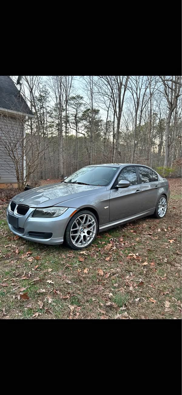 2011 BMW 3 Series - 328i Sedan 4D