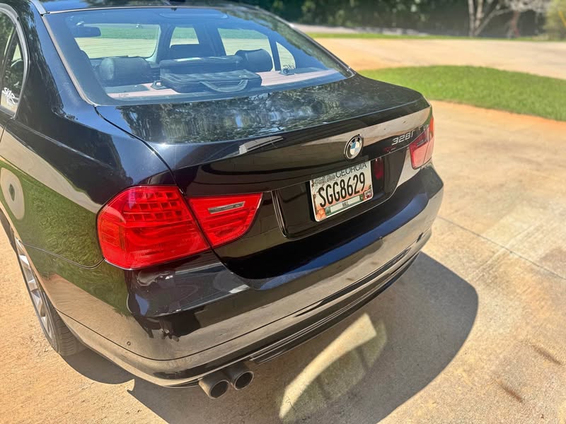 2011 BMW 3 Series - 328i Sedan 4D