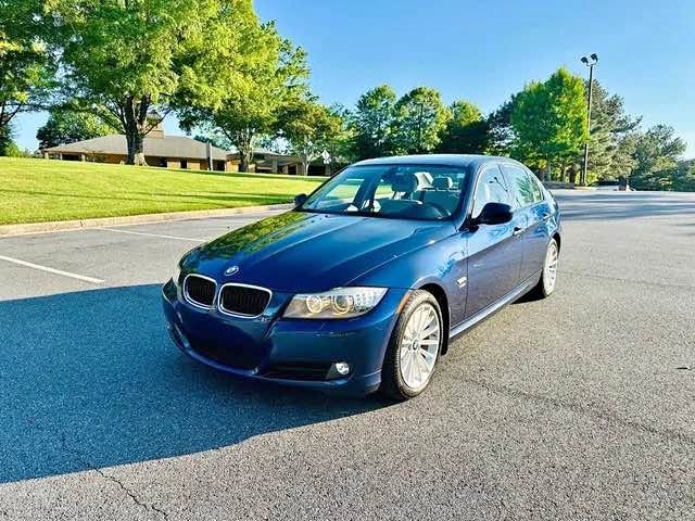 2011 BMW 3 Series - 328i xDrive Sedan 4D