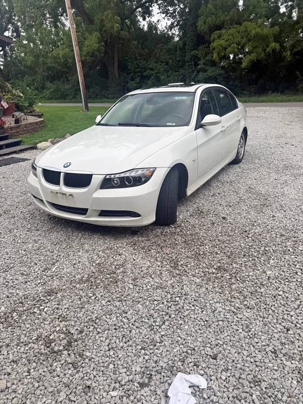 2007 BMW 3 Series 323i Sedan 4D