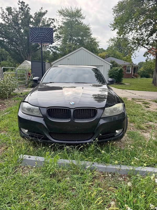 2011 BMW 3 Series - 328xi Sedan 4D