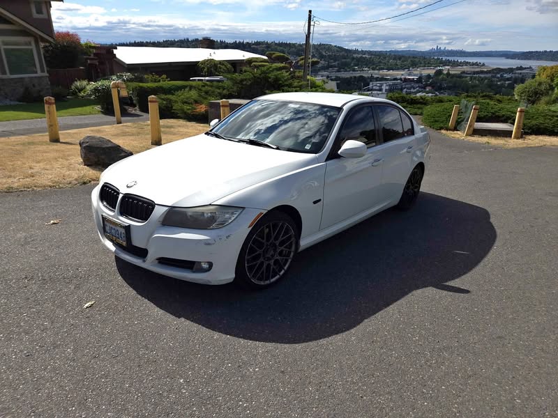 2011 BMW 3 Series - 328i Sedan 4D