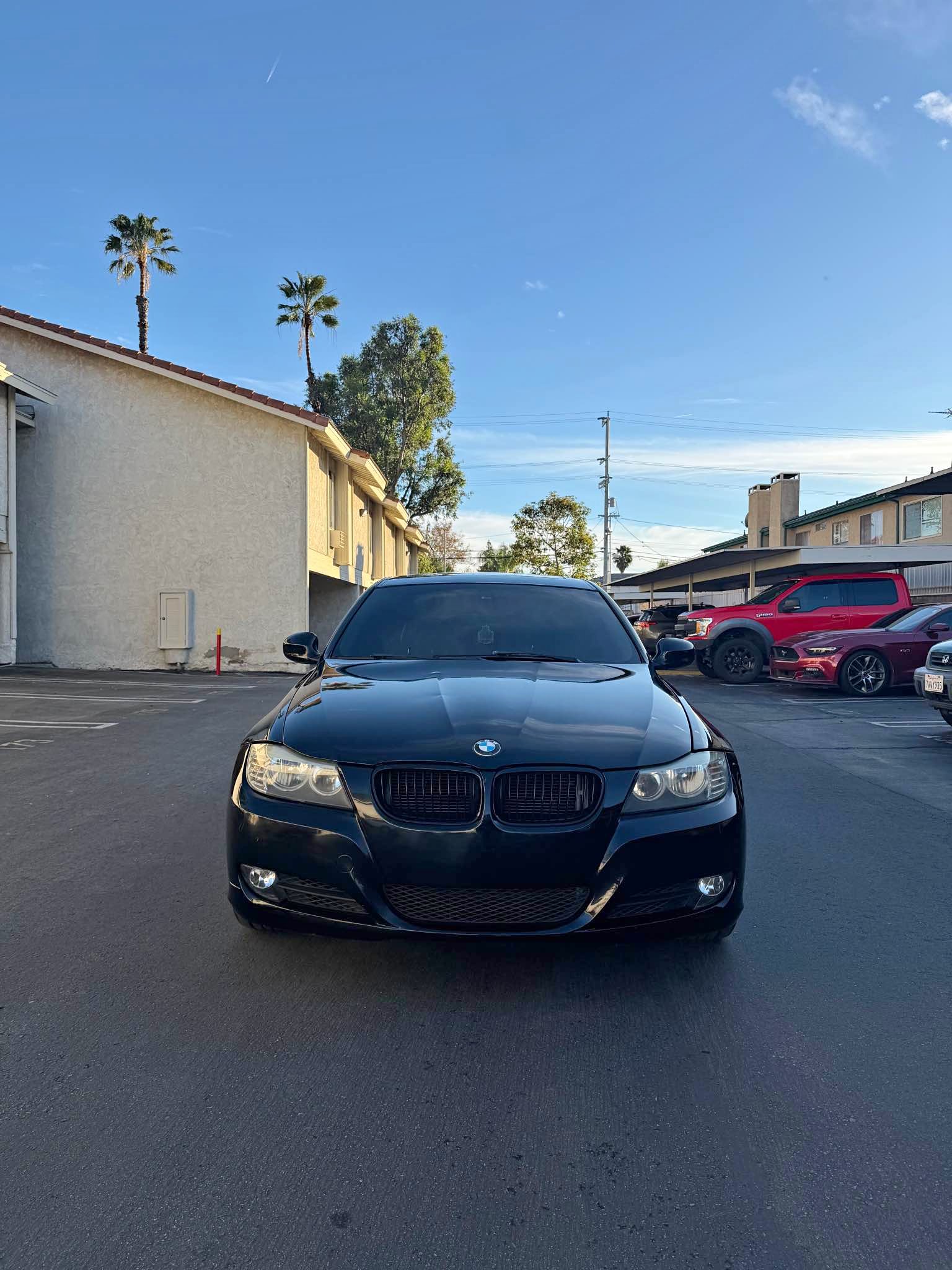 2011 BMW 3 Series - 328i Sedan 4D
