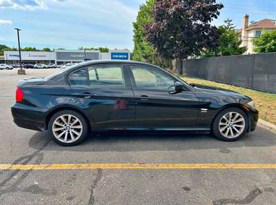 2011 BMW 3 Series - 328i xDrive Sedan 4D