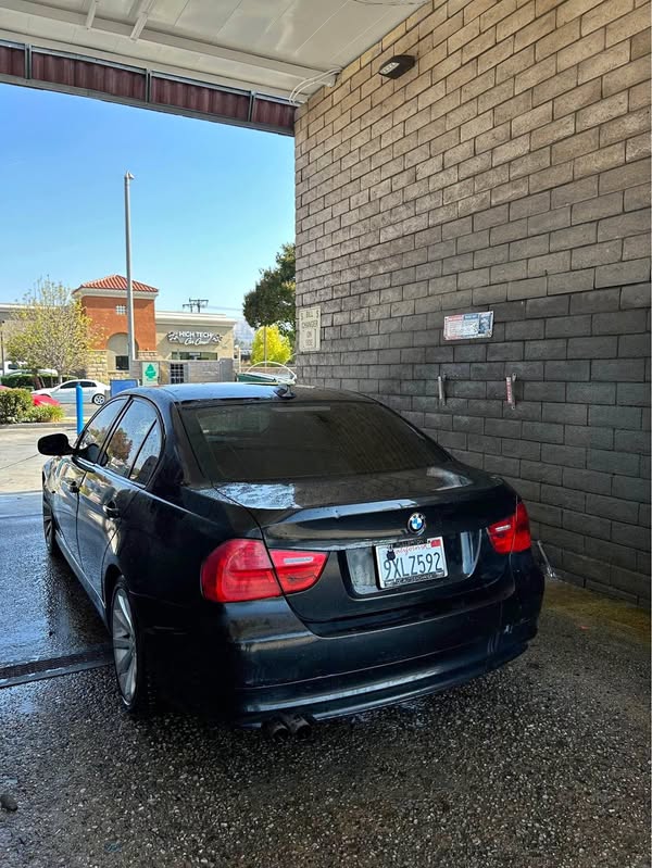 2011 BMW 3 Series - 328i Sedan 4D