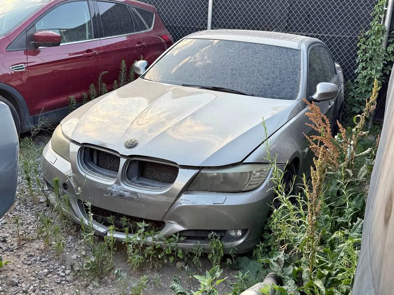 2011 BMW 3 Series - 328i xDrive Sedan 4D