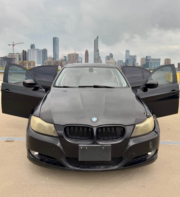2011 BMW 3 Series - 328i Sedan 4D