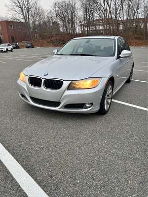 2011 BMW 3 Series - 328i xDrive Sedan 4D