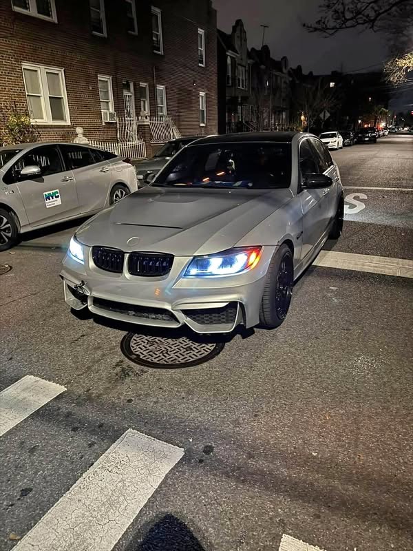2007 BMW 3 Series - 335i xDrive Sedan 4D