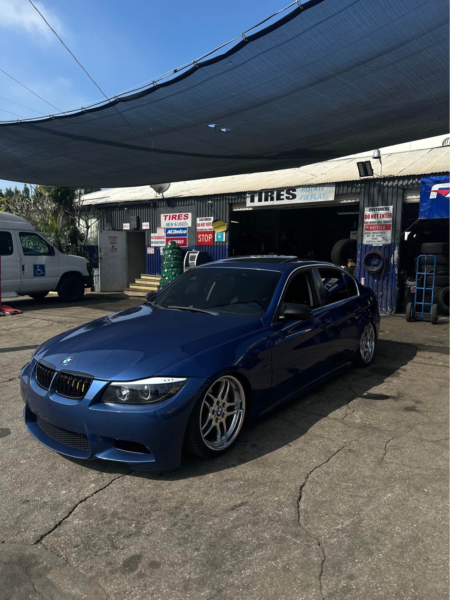 2009 BMW 3 Series - 335i Sedan 4D