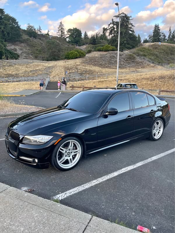 2011 BMW 3 Series - 335i Sedan 4D