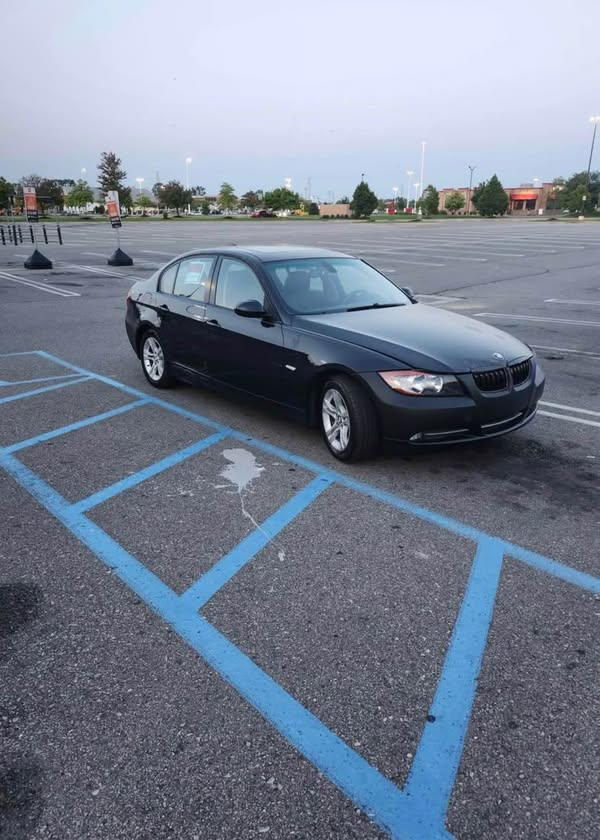 2008 BMW 3 Series - 328xi Sedan 4D