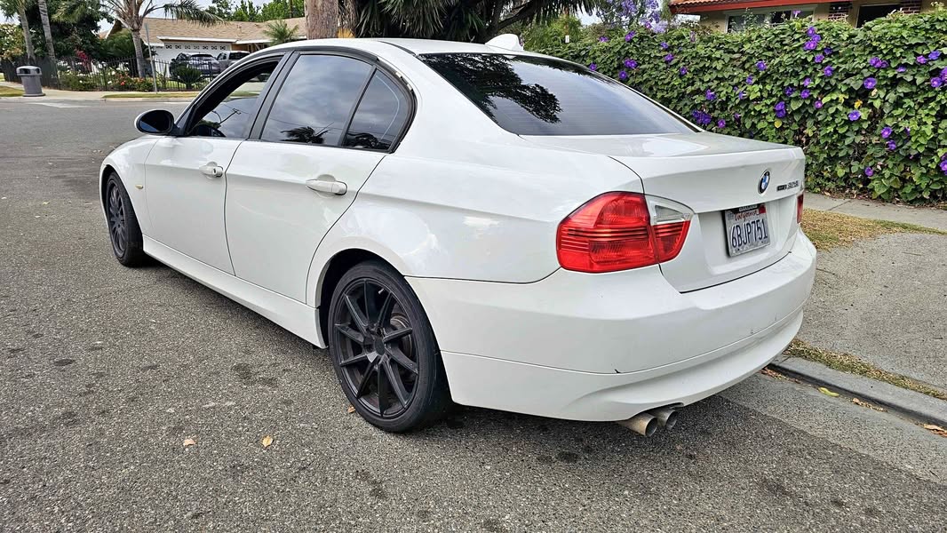2007 BMW 3 Series - 328i Sedan 4D