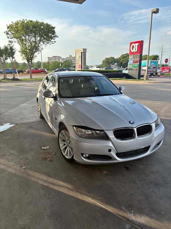 2011 BMW 3 Series - 328i Sedan 4D