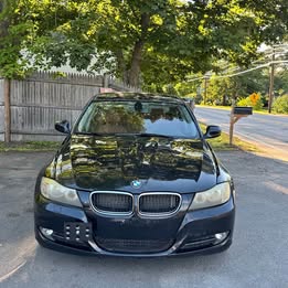 2011 BMW 3 Series - 328i xDrive Sedan 4D
