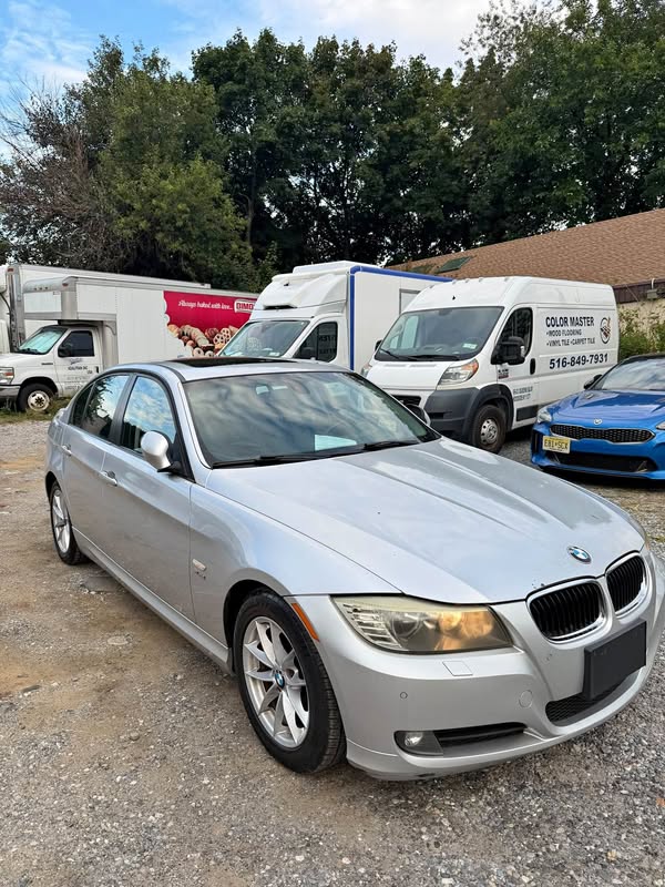 2010 BMW 3 Series - 328d xDrive Sedan 4D