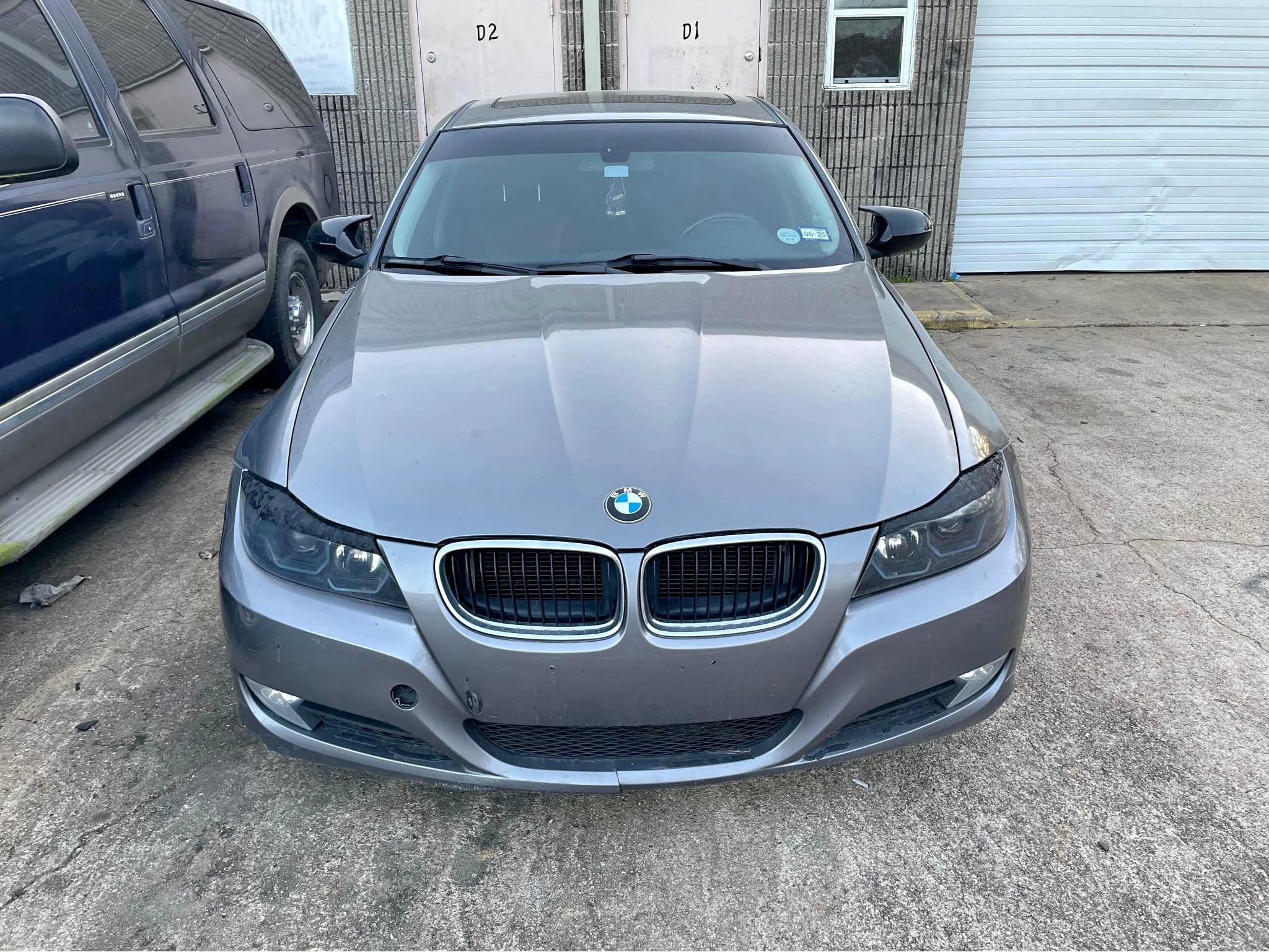 2011 BMW 3 Series - 328i xDrive Sedan 4D