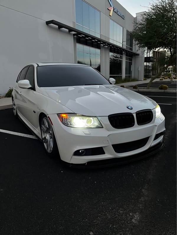 2011 BMW 3 Series - 328i