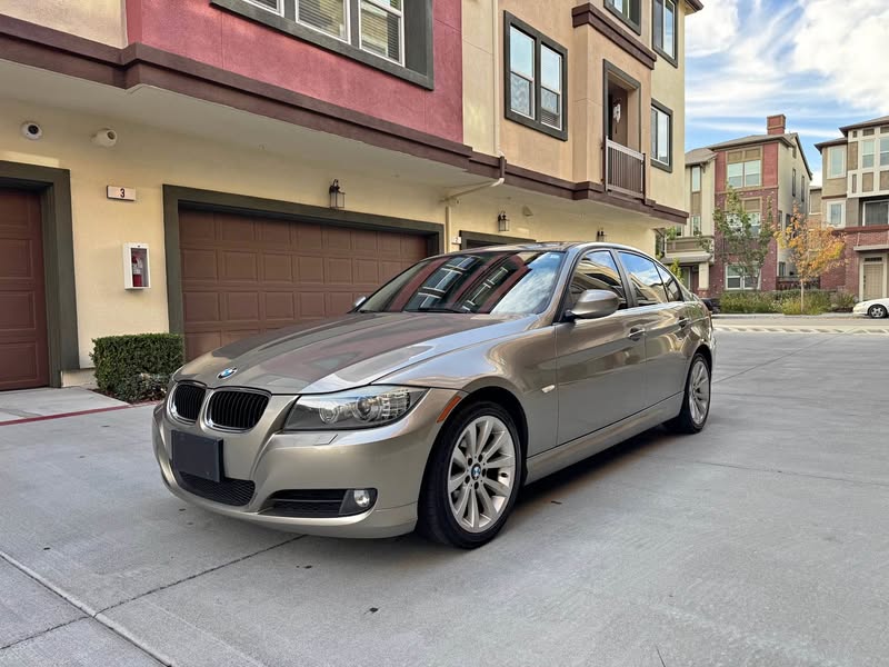 2011 BMW 3 Series - 328i Sedan 4D