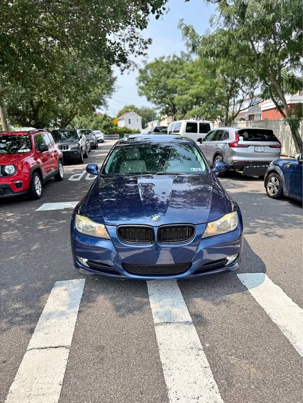 2011 BMW 3 Series - 328i Xdrive