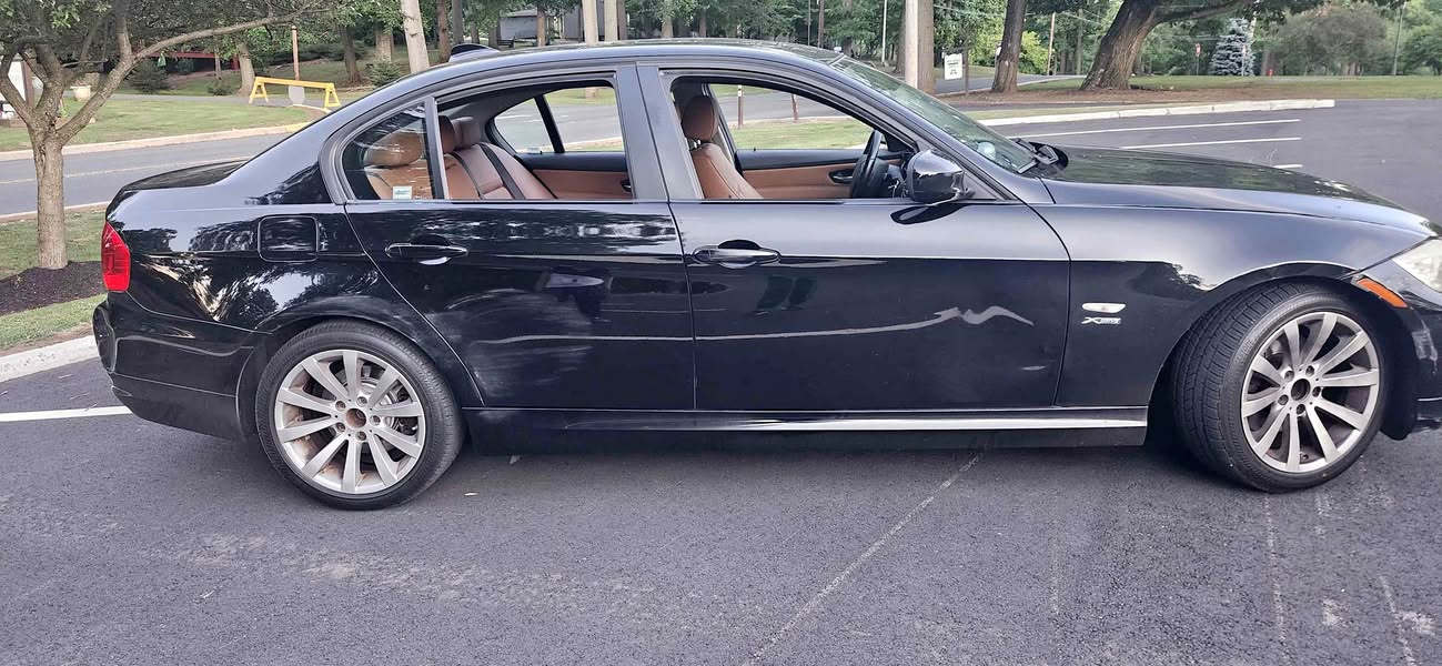 2009 BMW 3 Series - 328d xDrive Sedan 4D