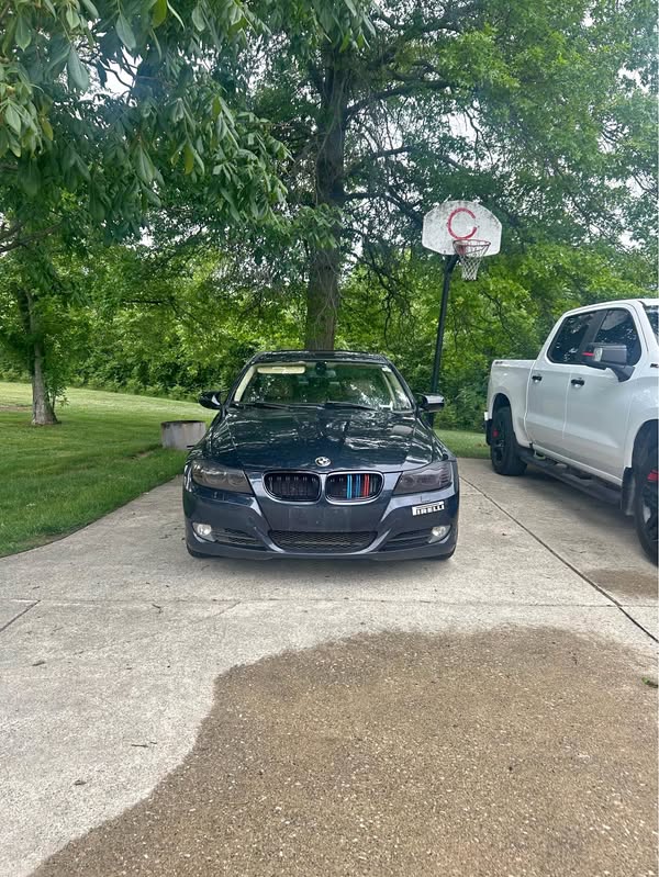 2010 BMW 3 Series - 328i xDrive Sedan 4D