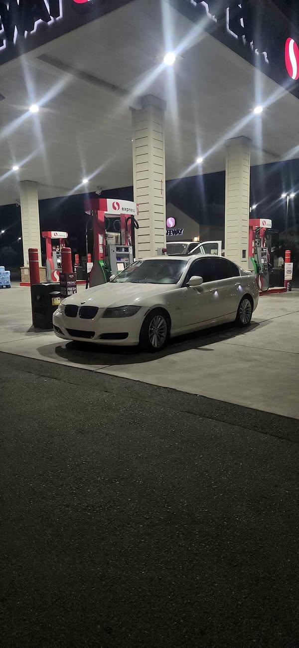 2009 BMW 3 Series - 328i Sedan 4D