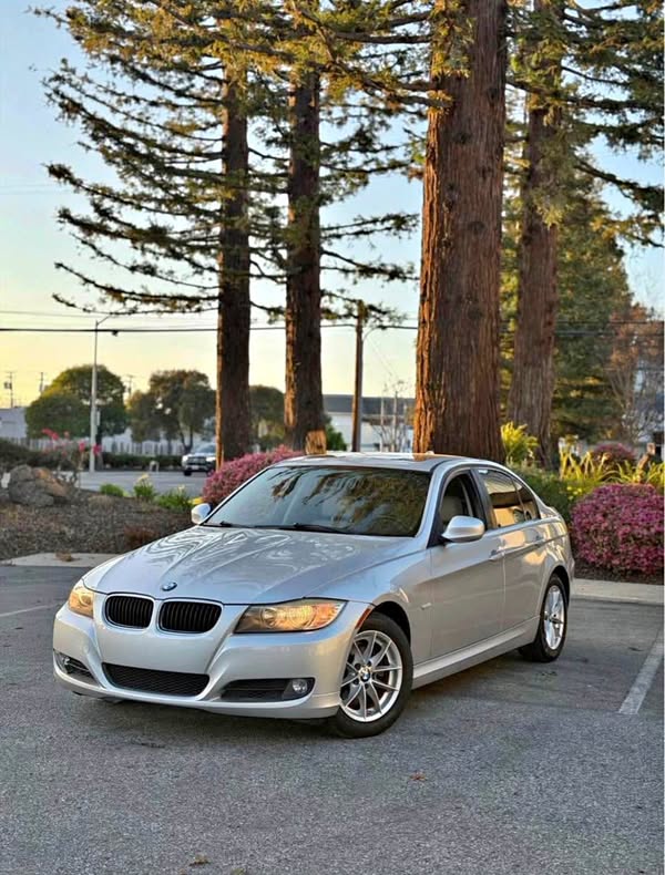 2010 BMW 3 Series - 328i Sedan 4D