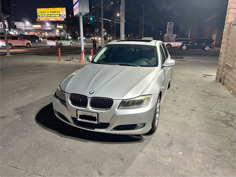 2011 BMW 3 Series - 328i Sedan 4D