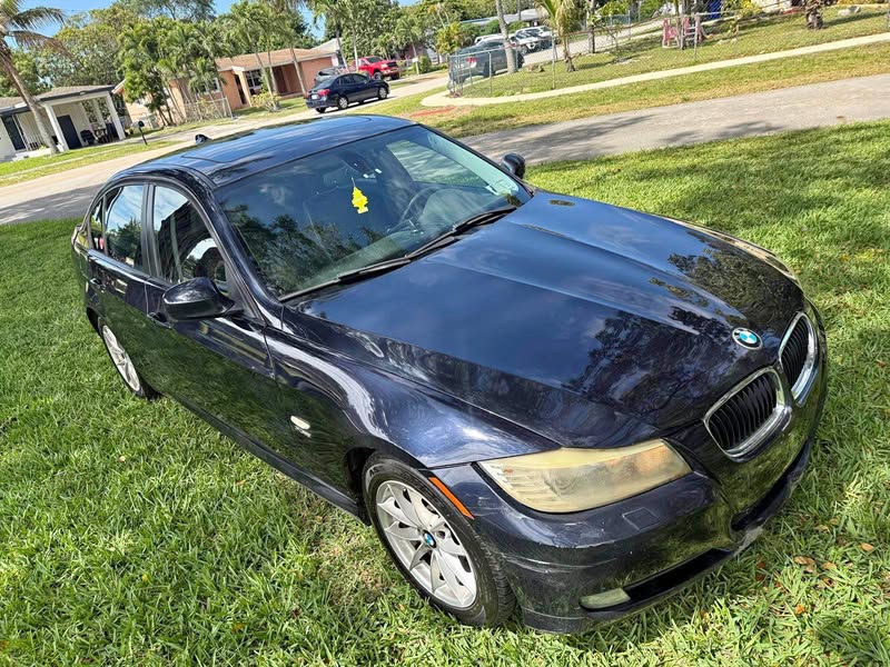 2010 BMW 3 Series - 328i xDrive Sedan 4D