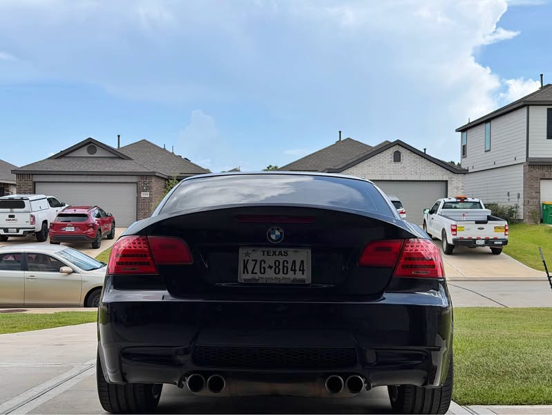 2011 BMW M3 Convertible 2D