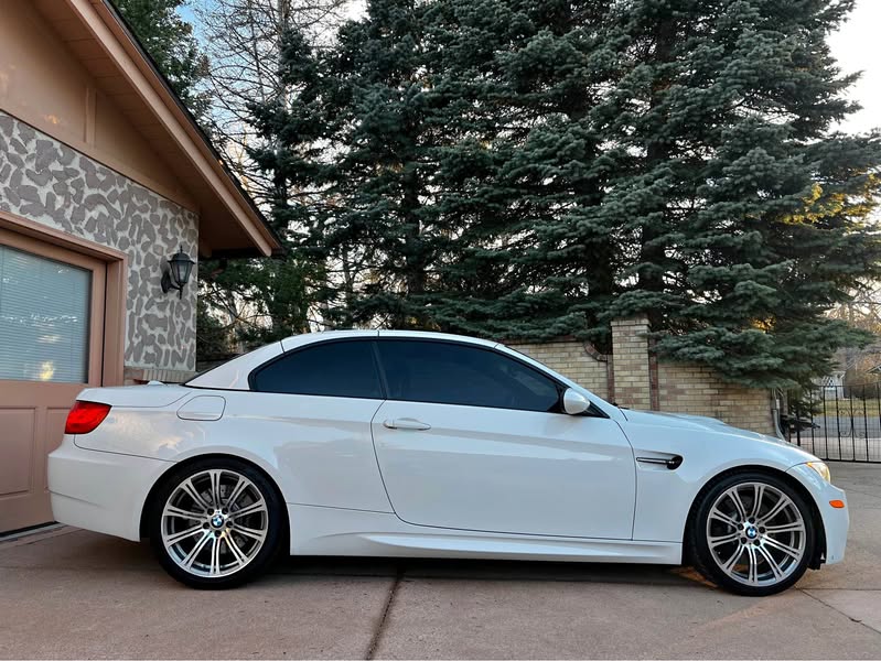 2011 BMW M3 - Convertible 2D
