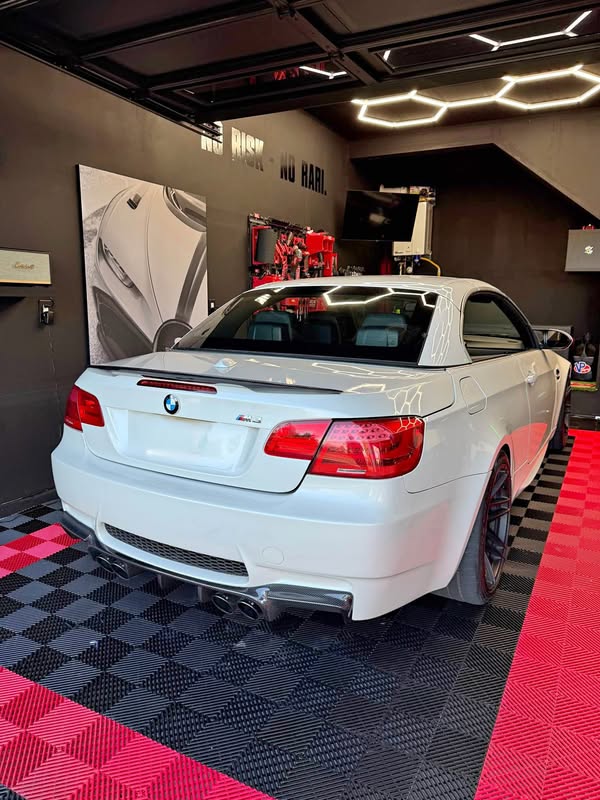 2011 BMW M3 - Convertible 2D