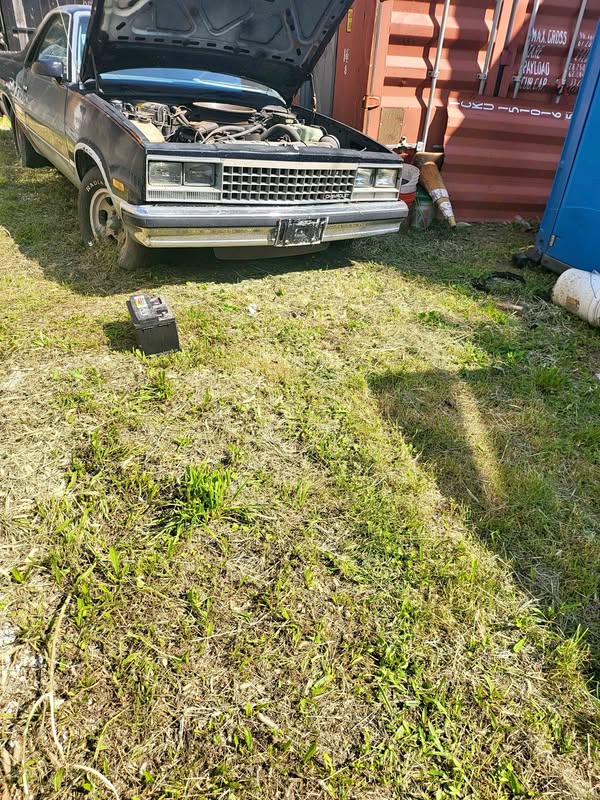 1985 Chevrolet el camino - Red