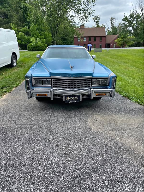 1978 Cadillac Eldorado - Biarritz 7.0 engine