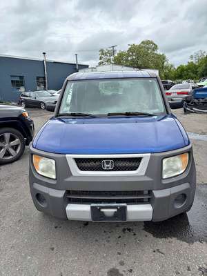 2004 Honda Element