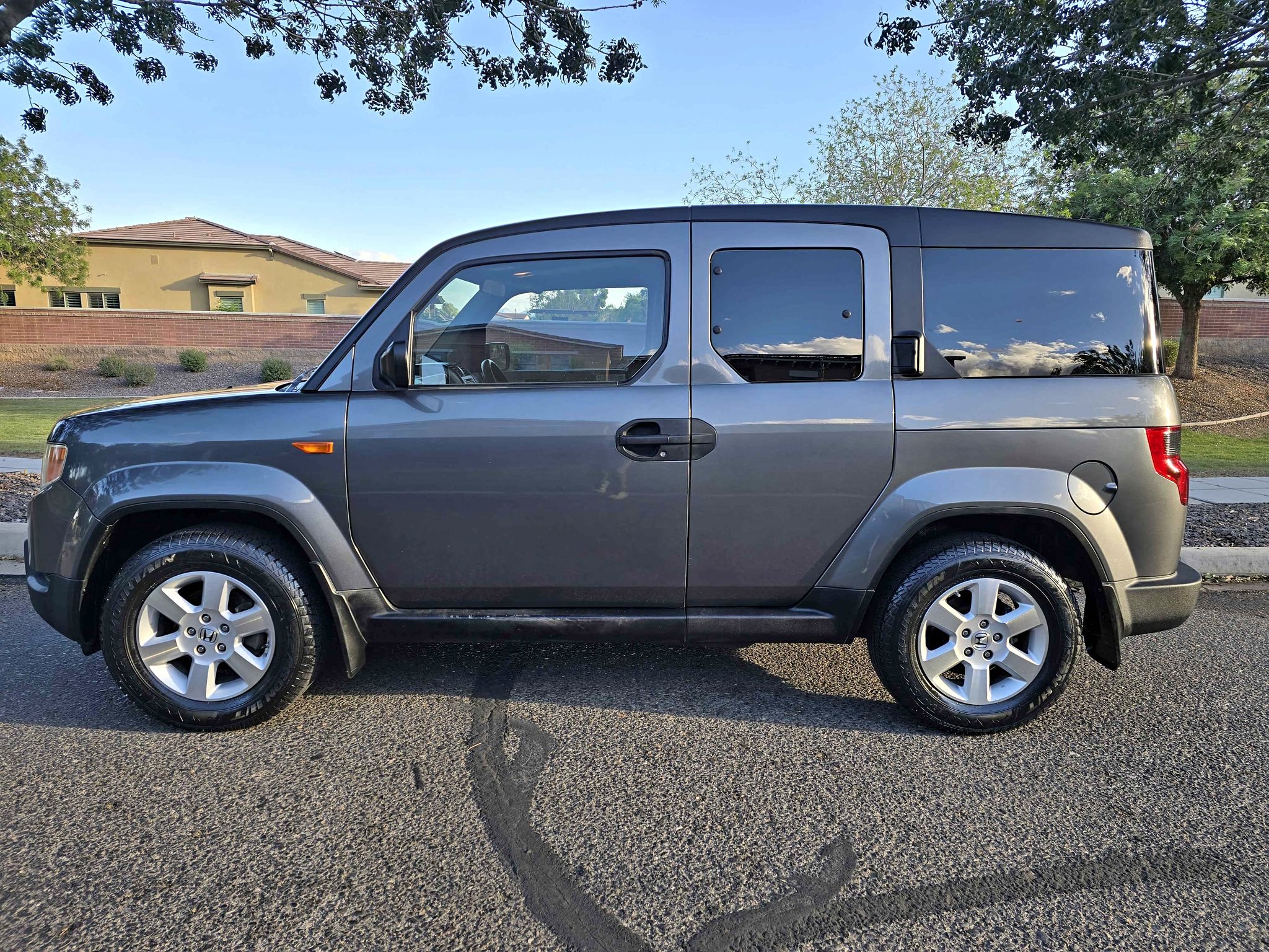 2011 Honda Element - LX Sport Utility 4D