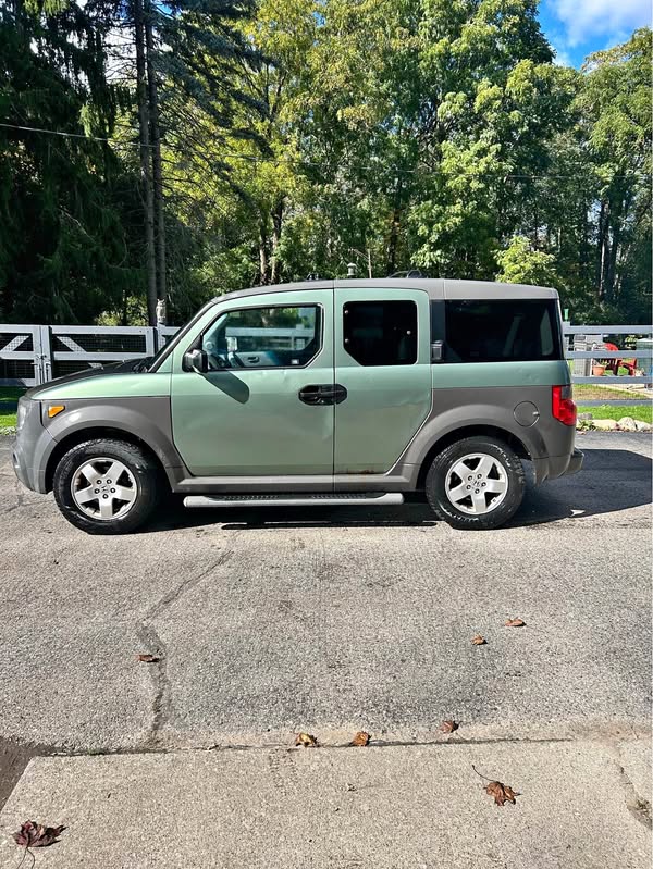 2005 Honda Element - EX Sport Utility 4D