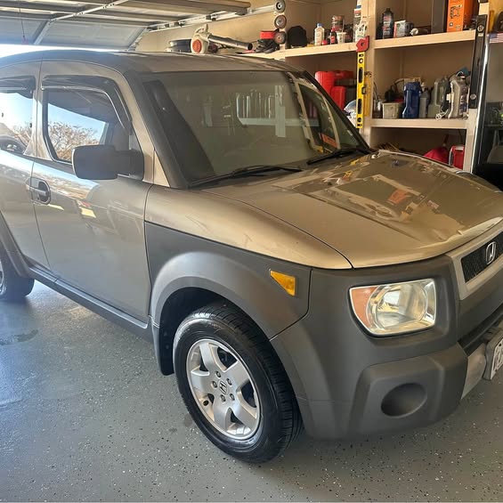 2004 Honda Element - EX Sport Utility 4D