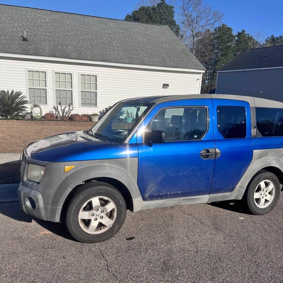 2004 Honda Element - DX Sport Utility 4D