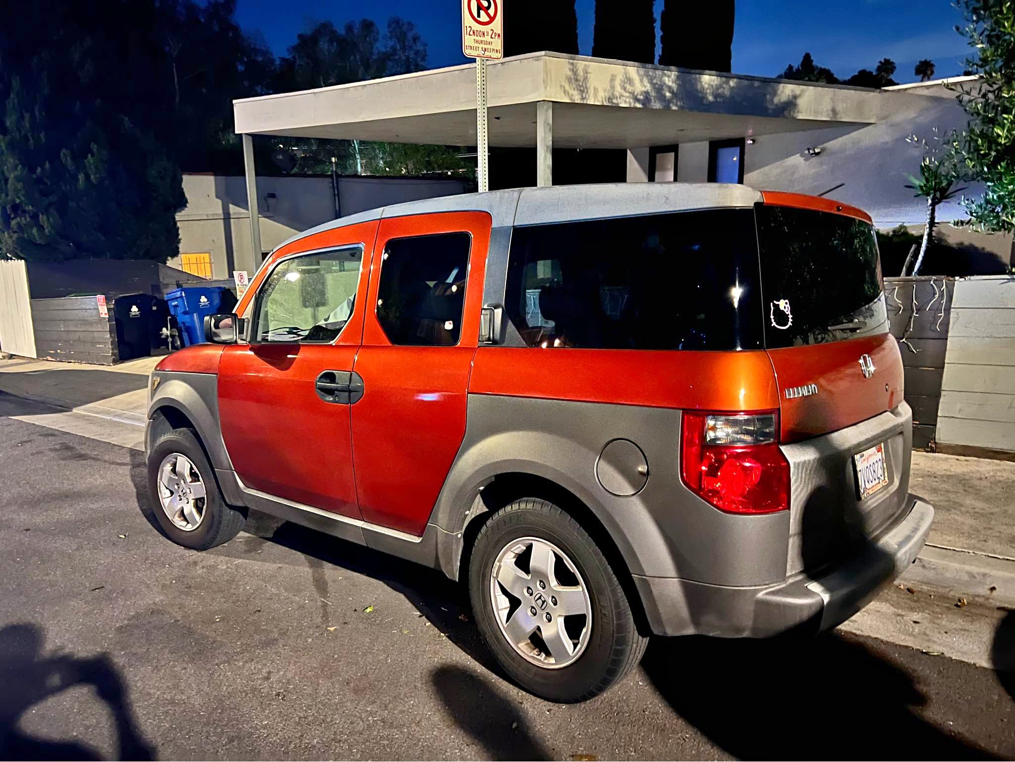 2004 Honda Element LX Sport Utility 4D
