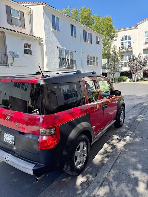 2005 Honda Element - EX Sport Utility 4D