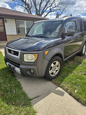 2004 Honda Element - EX Sport Utility 4D